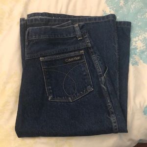 Gorgeous vintage Calvin Klein pencil skirt